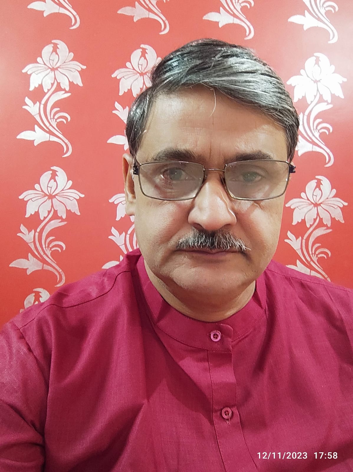 Mr. Satyaveer Singh